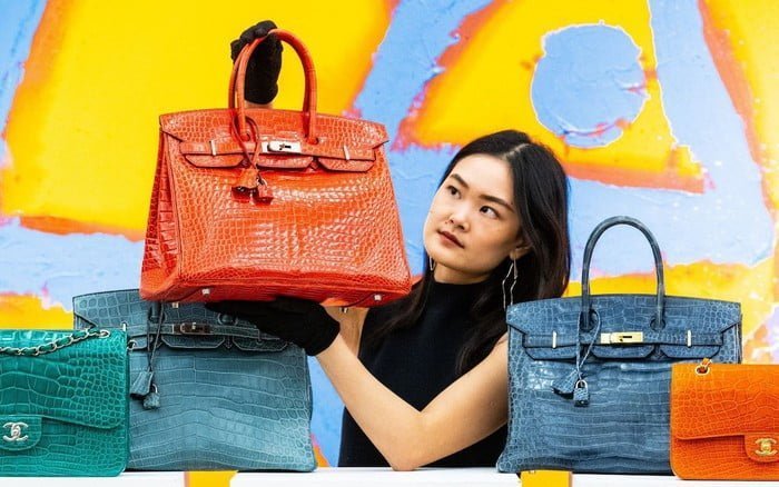 Thế giới bí ẩn của việc săn một chiếc túi hiệu Birkin, dù có nhiều tiền cũng chưa chắc mua nổi