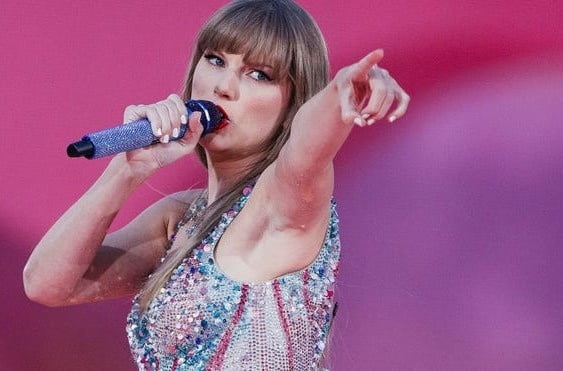 Taylor Swift phải hủy 3 show diễn