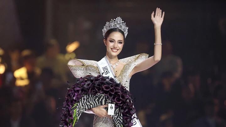 Á hậu 3 Miss Universe 2024 - Suchata Chuangsri.