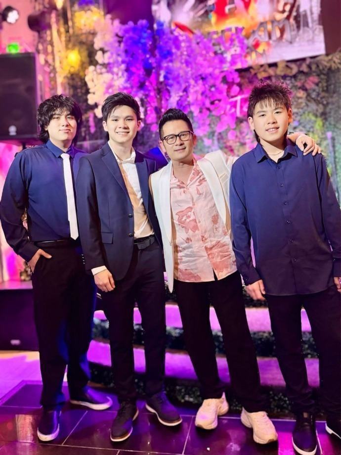 Bằng Kiều và các con trai