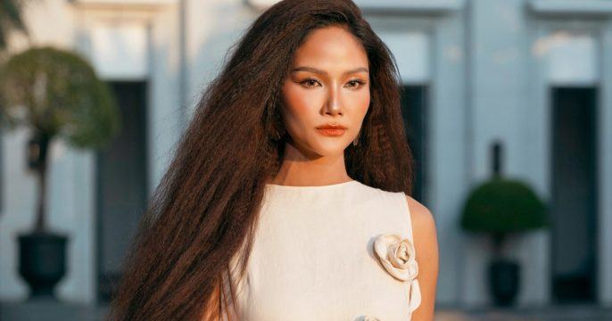 H’Hen Niê gây bất ngờ với hình ảnh khác lạ tại show Đỗ Mạnh Cường
