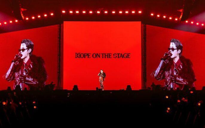 J-Hope lập kỷ lục Kpop tại Los Angeles với tour solo đầy ấn tượng