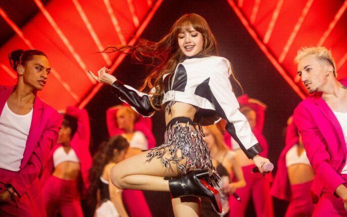 Lisa tái xuất Coachella 2025: Setlist ‘bom tấn’ khiến fan phát sốt!