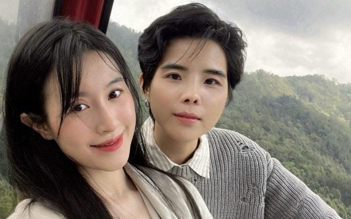 Vũ Cát Tường và bạn đời gây ‘bão’ mạng với khoảnh khắc ngọt ngào sau hôn lễ