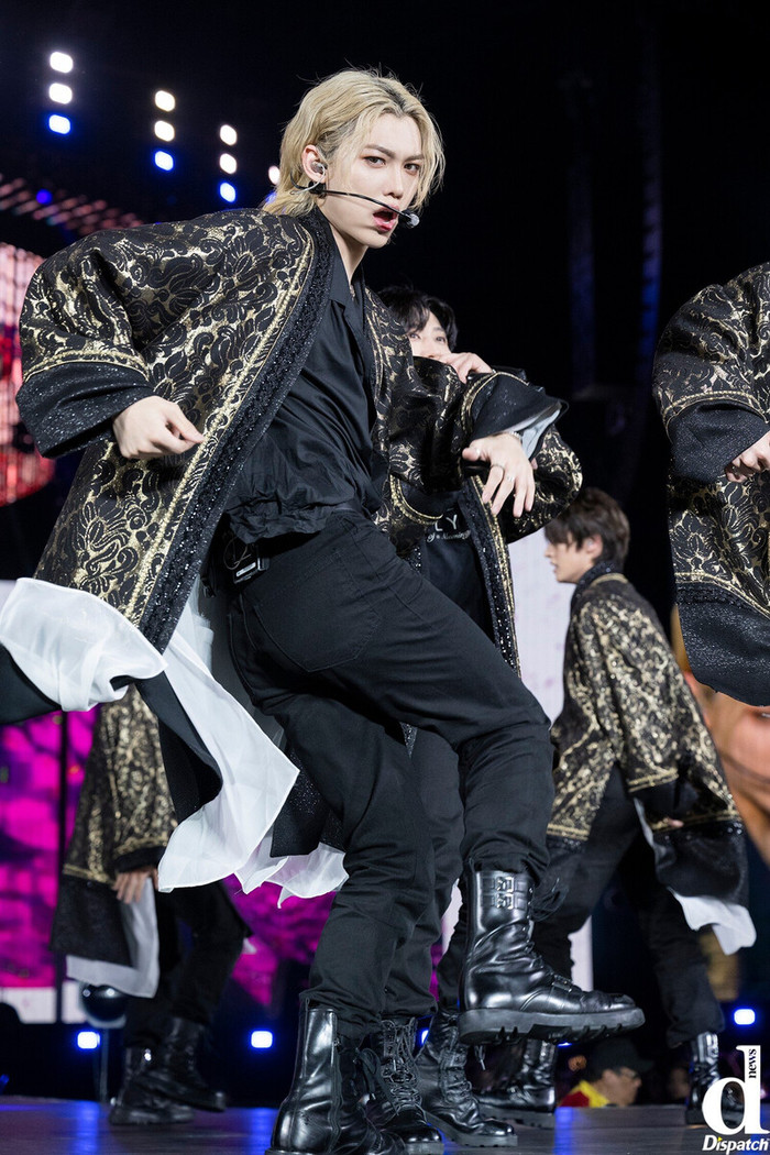 Felix Stray Kids trên sân khấu