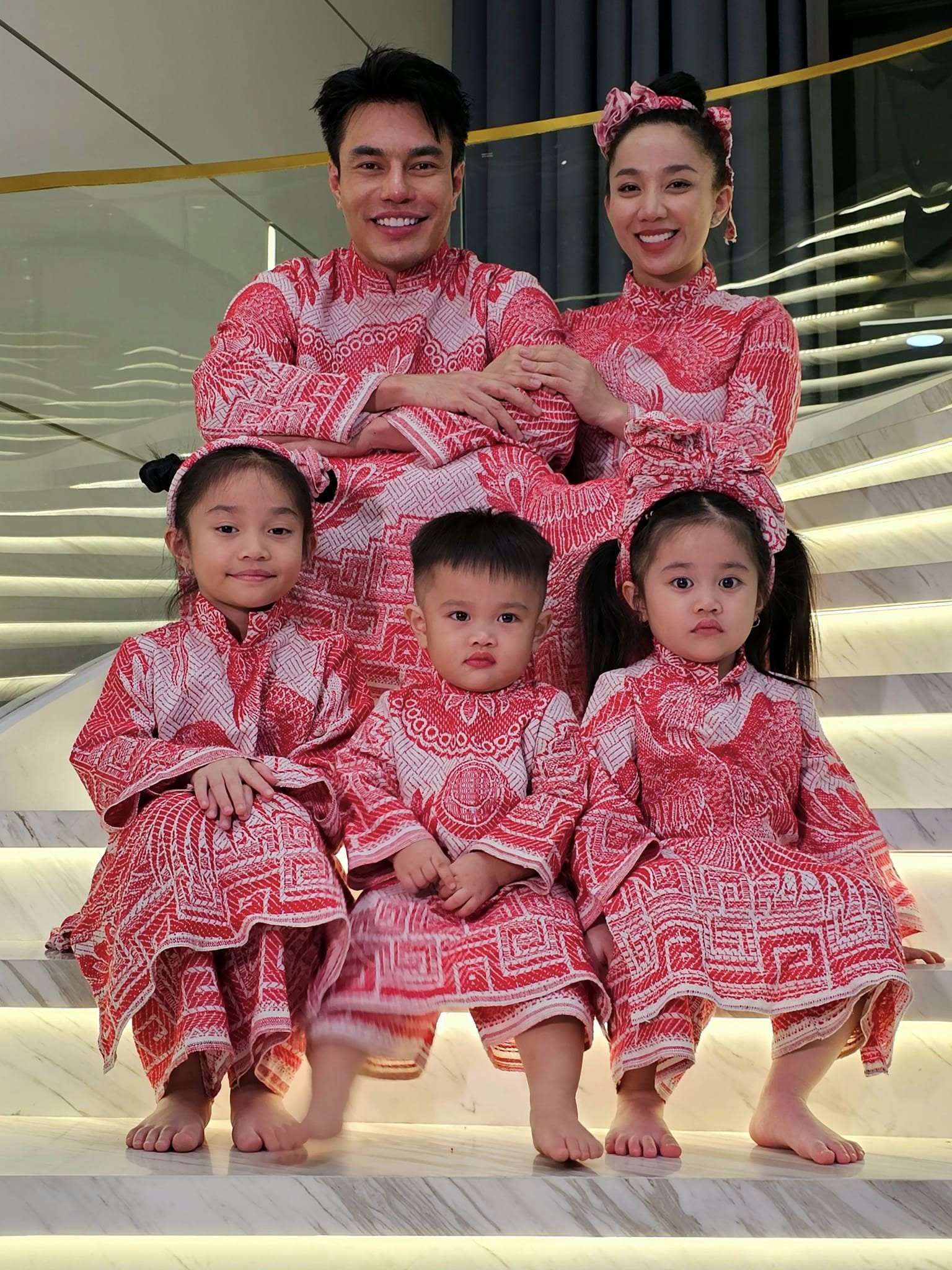 Lê Dương Bảo Lâm ế show, livestream tuyên bố: