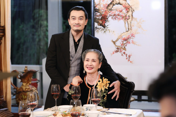 So sánh 2 phim remake Việt hot nhất 2025