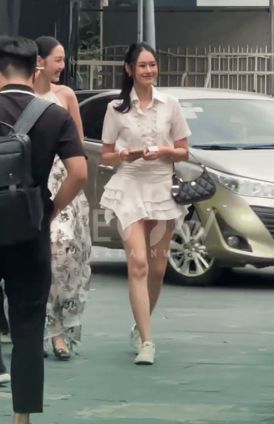 Dáng đi của Anh Phạm