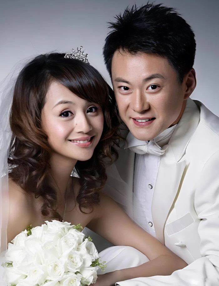 Sau khi kết hôn, nữ diễn viên từng có thời gian lui về chăm sóc tổ ấm, hạn chế hoạt động nghệ thuật. (Ảnh 163)