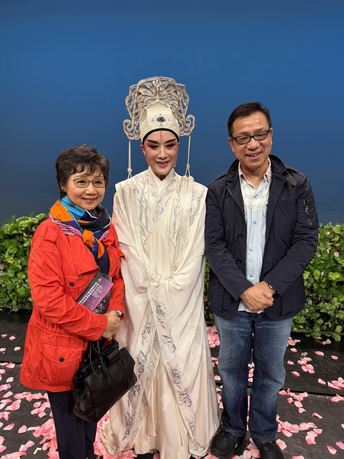 Nữ ca sĩ nổi tiếng giải nghệ sau khi lấy chồng, cuộc sống sau 37 năm rời showbiz gây bất ngờ Ảnh 4