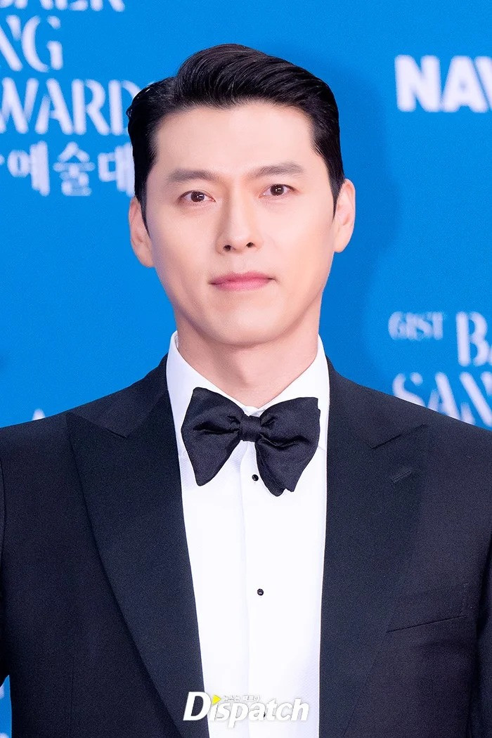 Khoảnh khắc Hyun Bin nhìn Song Hye Kyo tại Baeksang 2025 gây sốt