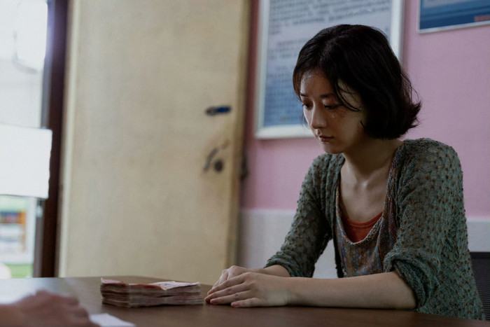 Triệu Lệ Dĩnh chấp nhận 'dìm' nhan sắc để có thể hoá trang vào nhân vật mỗi khi đóng phim.
