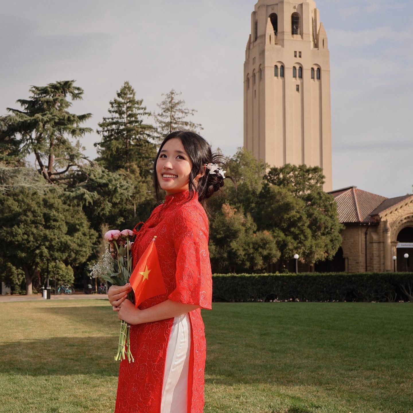 Jenny Huynh Forbes Under 30 anh 1