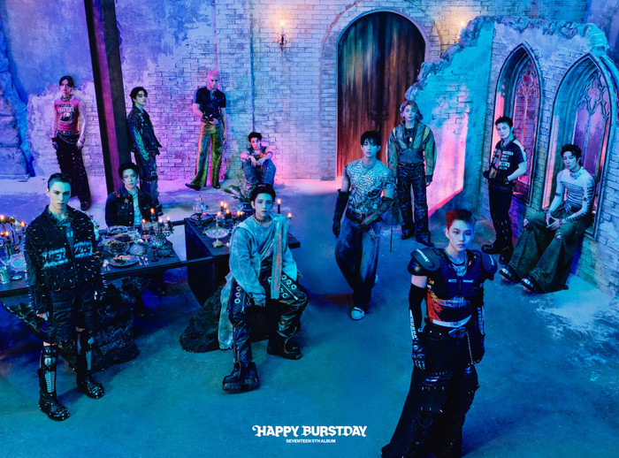 Album kỷ niệm 10 năm của SEVENTEEN vướng nghi vấn đạo nhái Ảnh 1