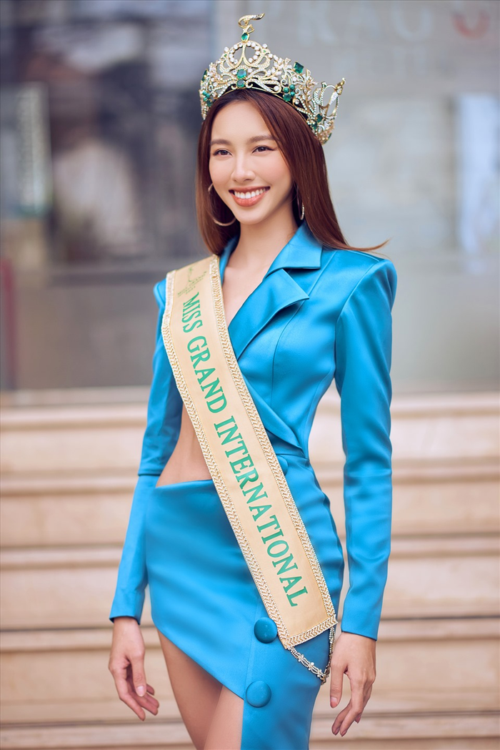 Hoa hậu Thùy Tiên bị khởi tố, bắt tạm giam