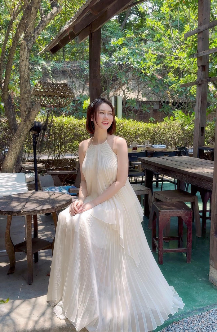 Hương Giang hiện có cuộc sống bình yên, hạnh phúc.
