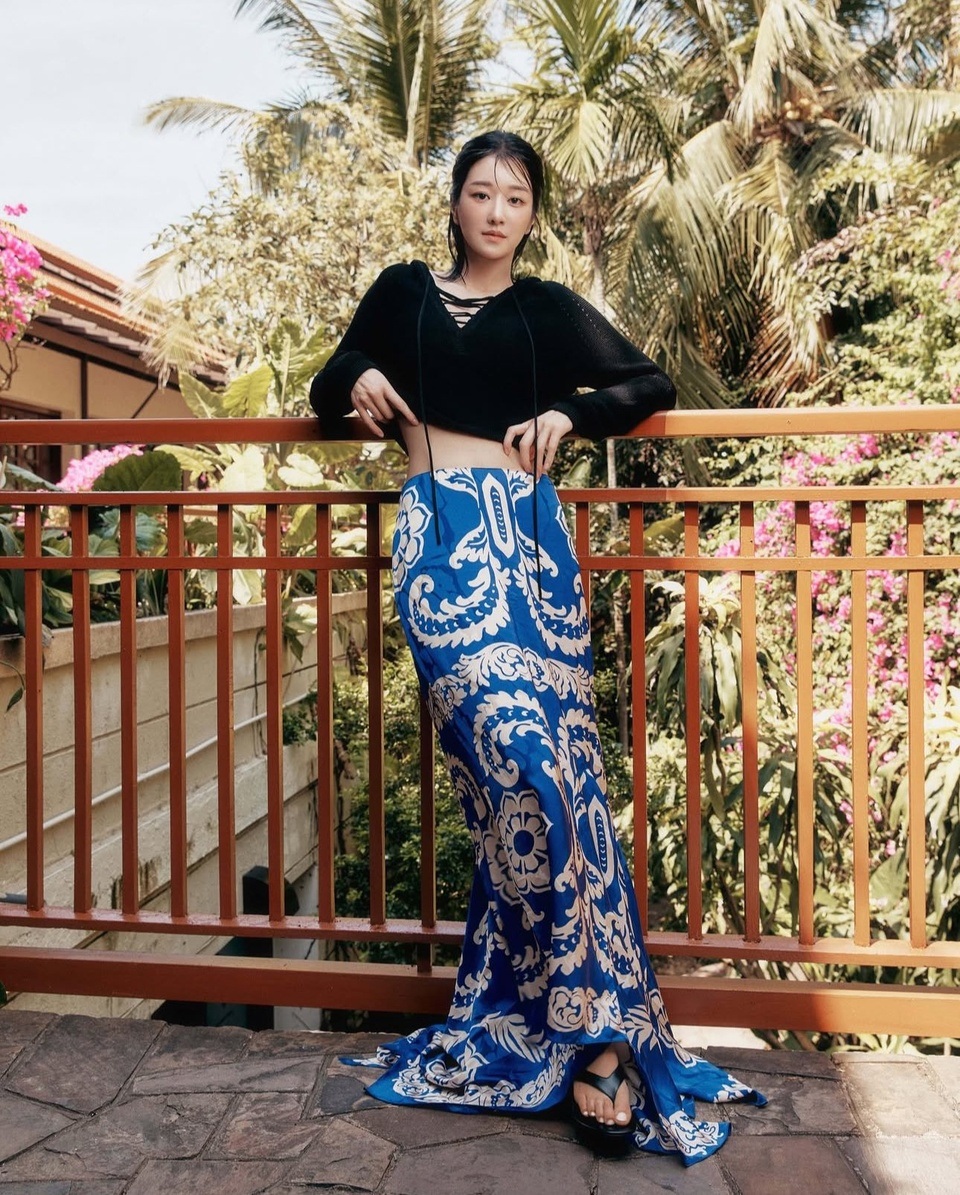 Seo Ye Ji trở lại với ánh hào quang