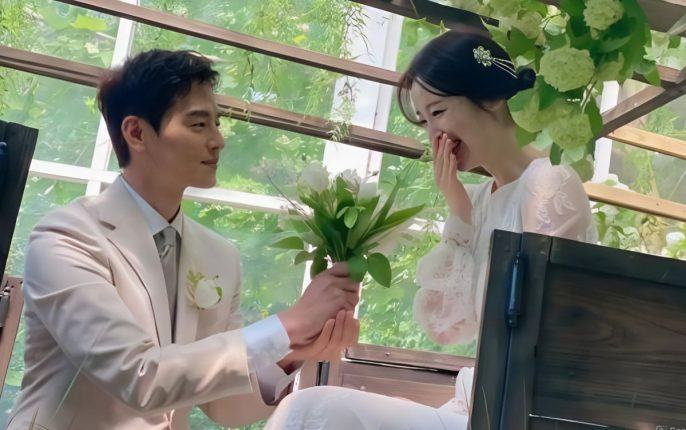 Shin Go Eun và Yoon Jong Hwa chính thức ly hôn sau 3 năm hôn nhân
