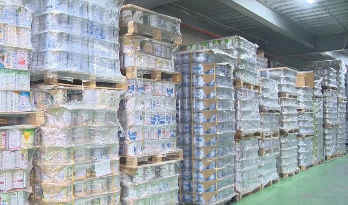 100 tấn thực phẩm chức năng giả bị thu giữ