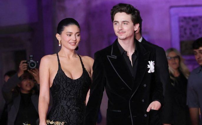 Timothée Chalamet và Kylie Jenner: Khoảnh khắc ‘quê xệ’ trên thảm đỏ