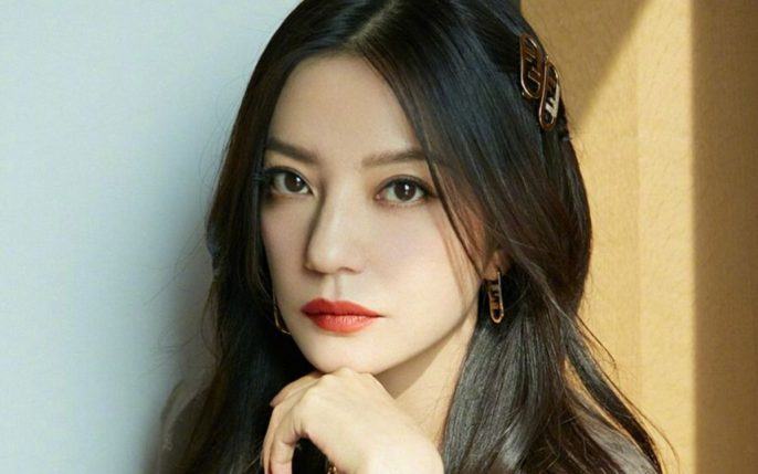 Triệu Vy: Từ đỉnh cao đến bờ vực tài chính và sức khỏe