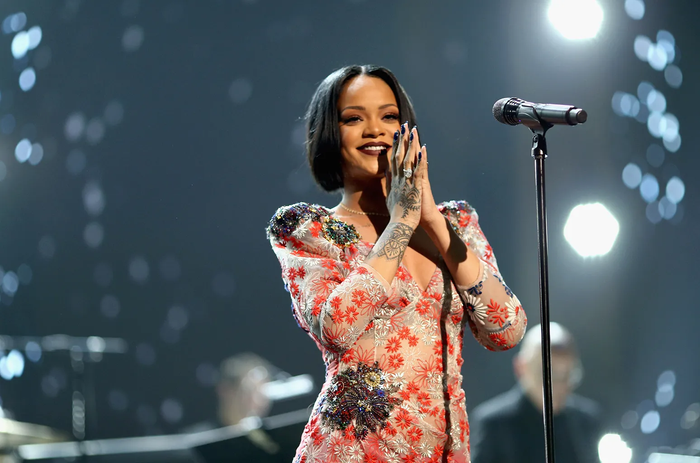 Phát ngôn của J-Hope về Rihanna gây tranh cãi Ảnh 3
