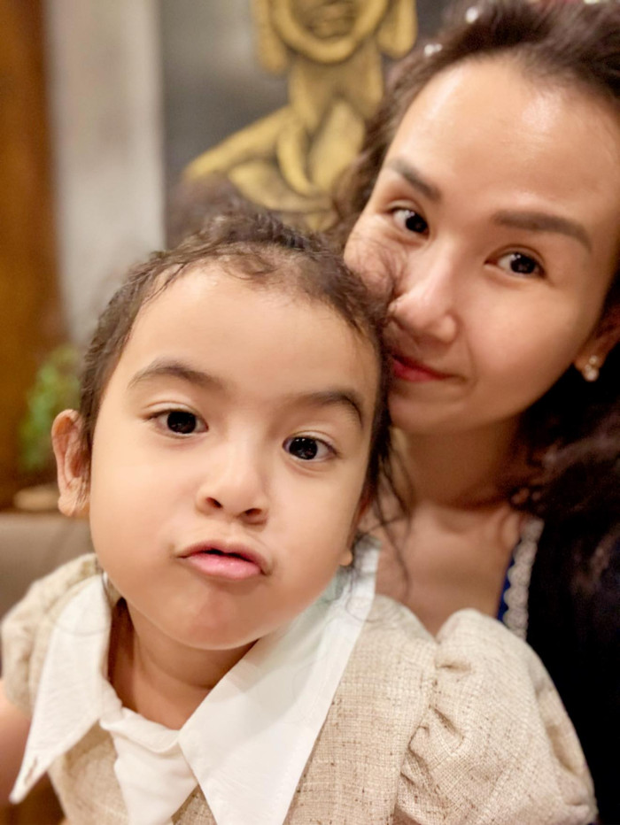 'Phút yếu lòng' của Võ Hạ Trâm khi nhớ 2 con nhận được sự đồng cảm từ nhiều khán giả.