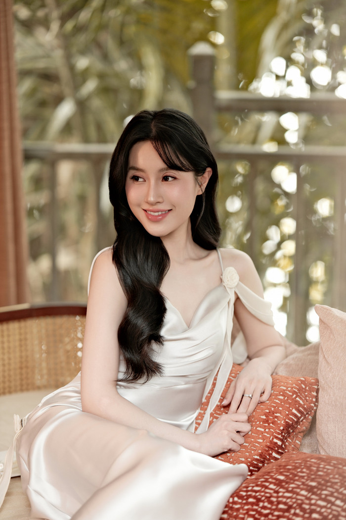 Nhan sắc xinh đẹp của bạn đời Vũ Cát Tường.