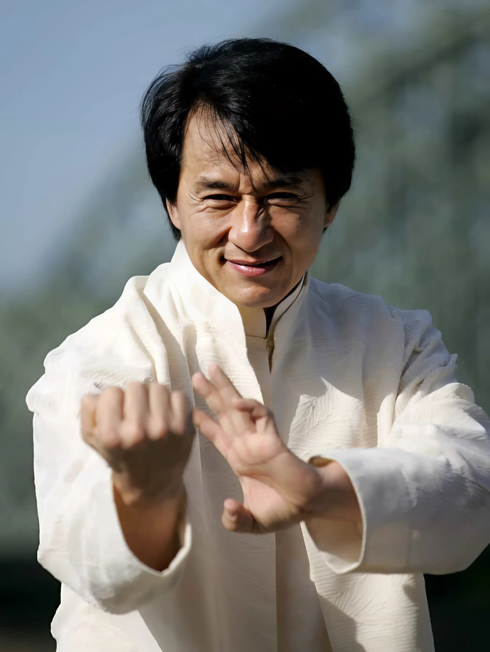 Thành Long chưa lên tiếng
