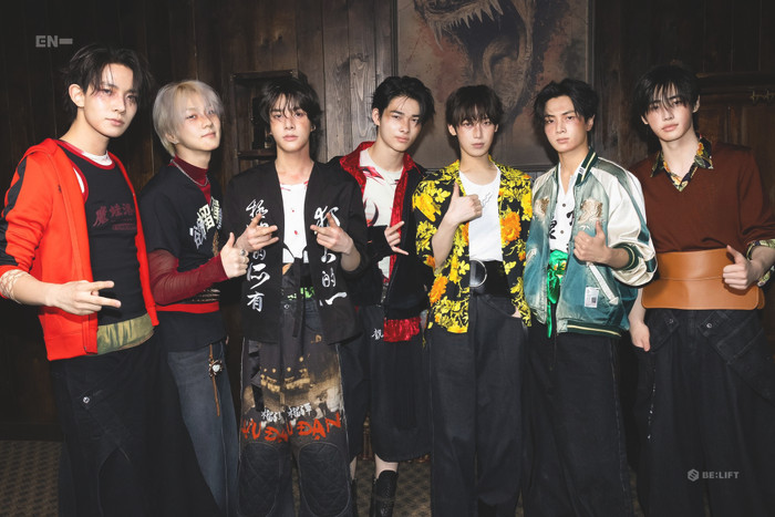 'Ông hoàng triệu bản' thế hệ mới của Kpop gọi tên ENHYPEN Ảnh 3