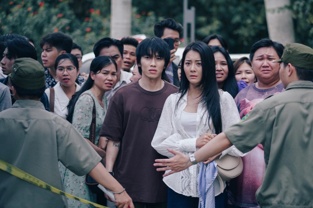 Kay Trần và Karen Nguyễn trong phim