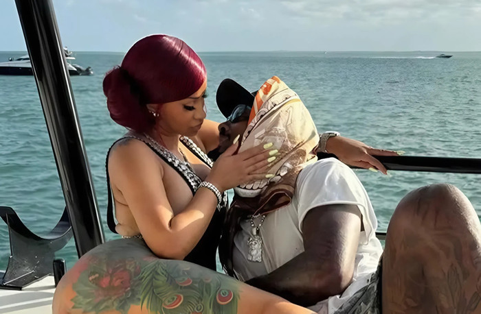Chồng cũ mỉa mai khi Cardi B khoe người tình mới: Màn đấu khẩu tình – tiền trên mạng xã hội lại bùng nổ Ảnh 2