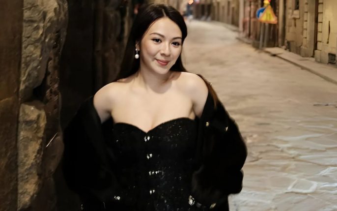 Vương Tổ Hiền gây xôn xao với nghi vấn hẹn hò trai trẻ